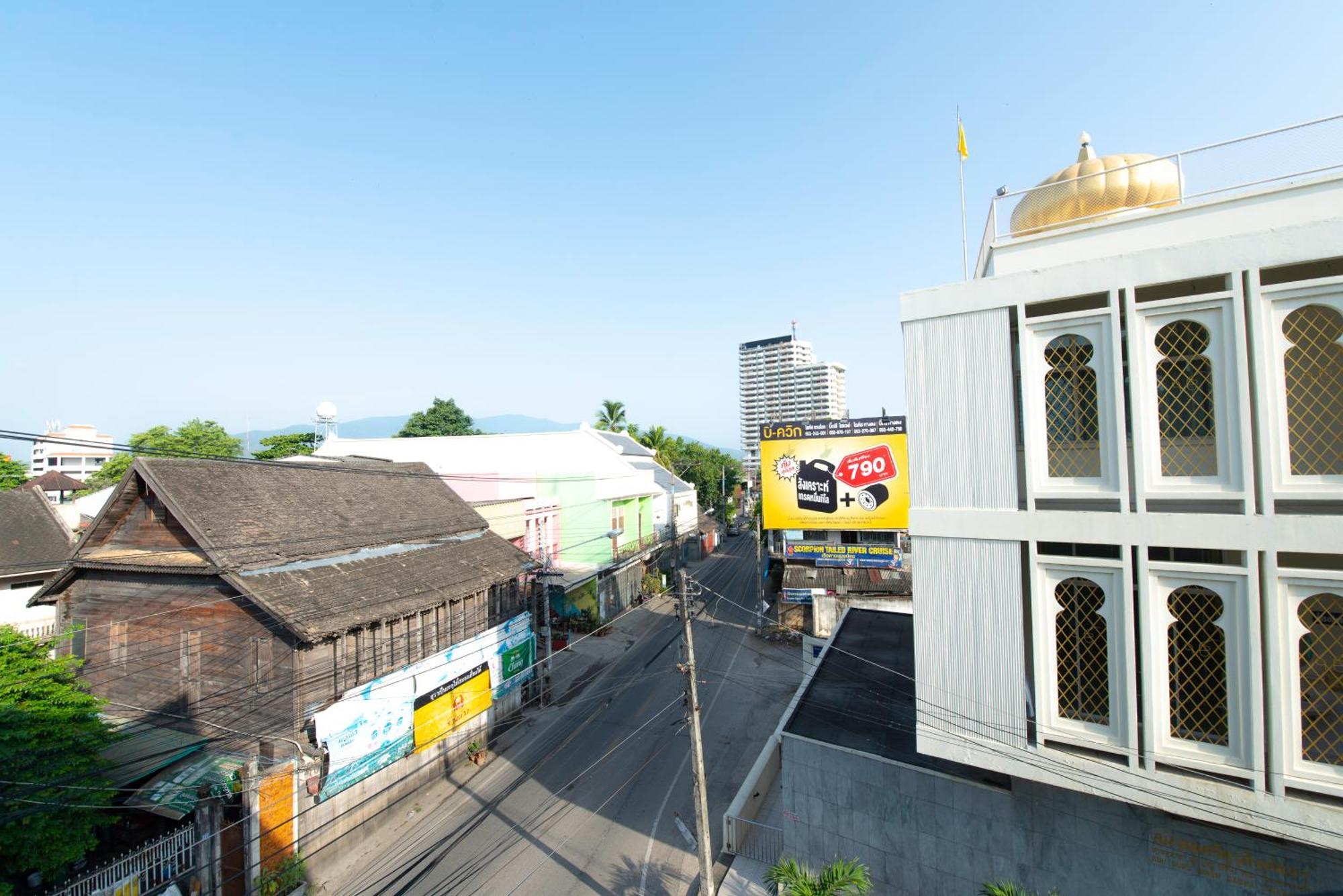 Yellow Lamoon Hotel Chiang Mai Exterior photo